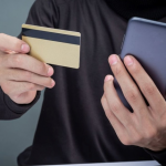 На Волині неповнолітній обікрав банківський рахунок: як його покарали