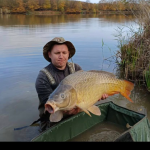 Вячеслав Станкович піймав коропа