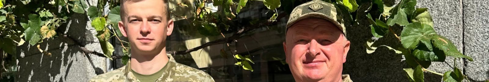 Під обстрілами рятували життя побратимів: бойові медики з Волині отримали державні нагороди