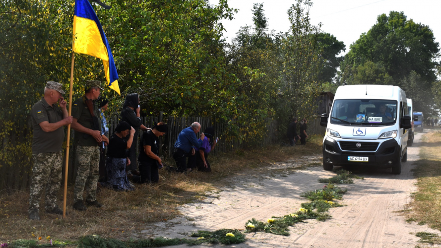 На Волині попрощалися з спецпризначенцем Анатолієм Довжиком