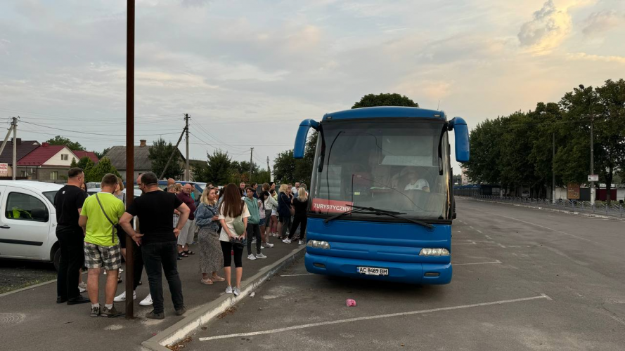 Діти військових з Волині поїхали на відпочинок до Польщі