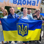 Повернувся додому після 3 років полону: у Луцьку зустріли Дениса Пшаву
