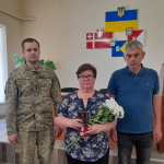Останній дзвінок до родини був 10 липня, а через кілька днів він загинув: сестрі Героя з Волині вручили його посмертну нагороду