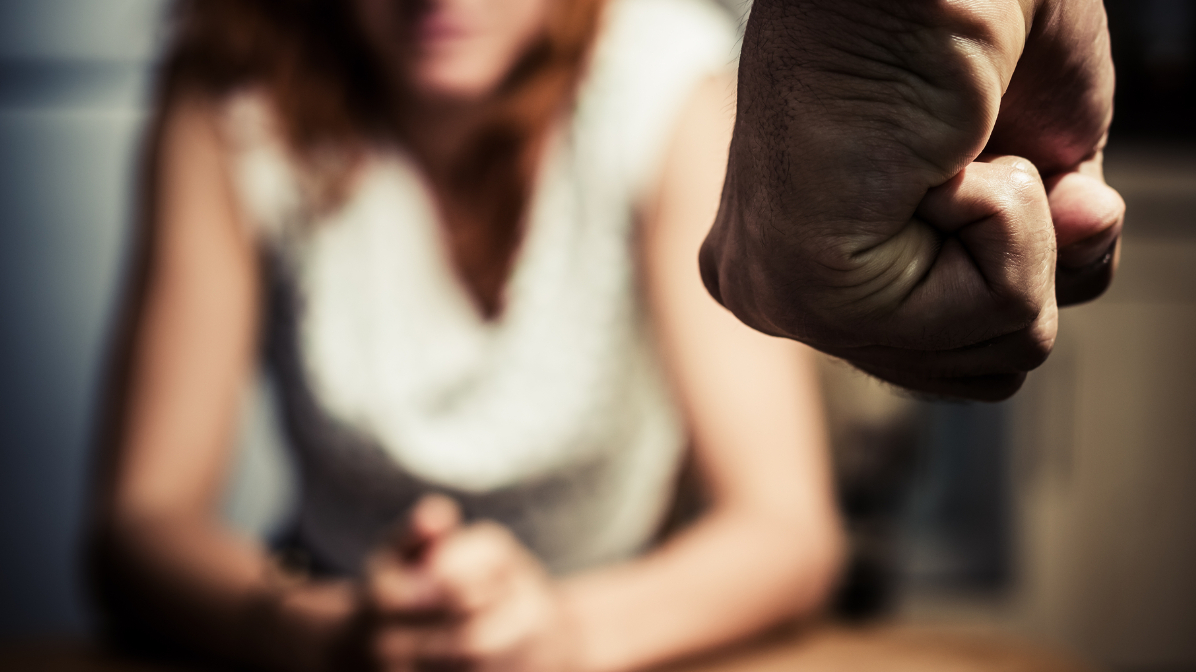 Бив і ображав роками: волинянин відбувся умовним покарання за систематичне домашнє насильство