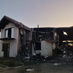 У Луцькому районі вщент згорів будинок: родина з двома дітьми залишилася просто неба
