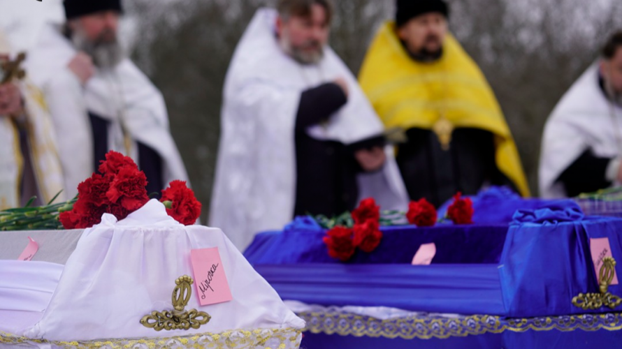 На Харківщині попрощалися з Григорієм Шикулою і його трьома дітьми