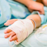 Була загроза життю: судили волинянку, син якої потрапив у лікарню через алкоголь