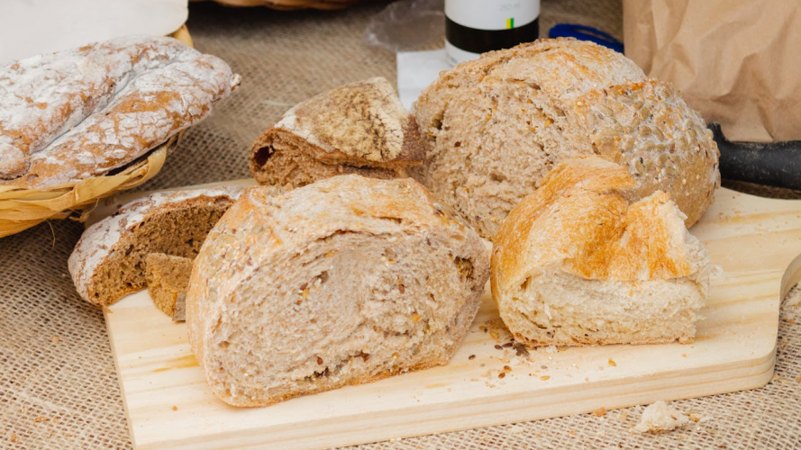 Як зробити органічне добриво з черствого хліба і підвищити врожай