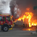 На Волині повторно атакували підприємство: вогонь охопив складські та виробничі приміщення