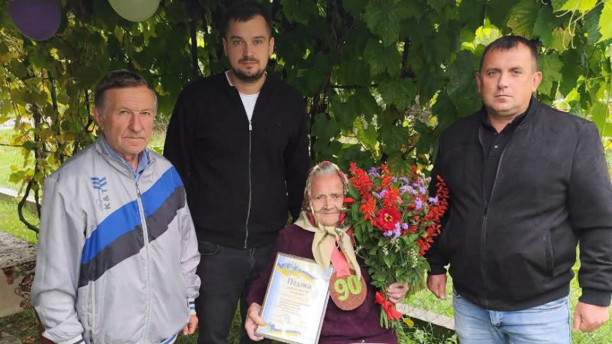 На Волині 90-річний ювілей відзначила ветеранка праці Оксана Хомічук