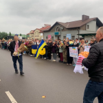 Вперше за понад 3,5 роки ступив на рідну землю: додому повернувся звільнений з полону волинянин Андрій Ховхун