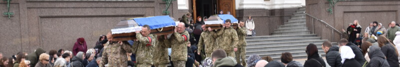 Загинули у 2024 році: у Луцьку попрощалися із двома Героями — Валентином Кравцем та Максимом Діковим