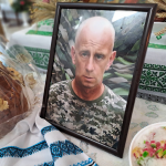 Медики боролися за його життя, але врятувати воїна не вдалося: на Волині поховали Героя Валентина Колочуна