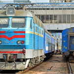 Нічний потяг з Києва на Волинь затримався на півтори години, бо чекав військових з Краматорська