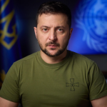 Ситуація на фронті: Зеленський розповів про важку битву за Донбас та подякував військовим