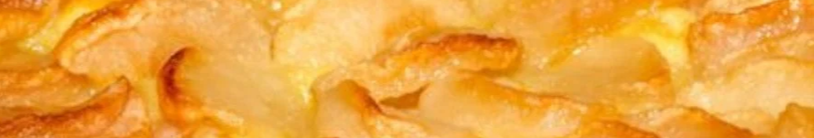 Яблучний пиріг на сирній основі: смачний десерт на сковороді за 30 хвилин