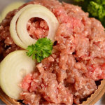 Як розпізнати розбавлений водою фарш