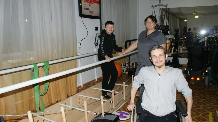 Нове життя після травм і хвороб: як у громаді на Волині працює реабілітаційне відділення