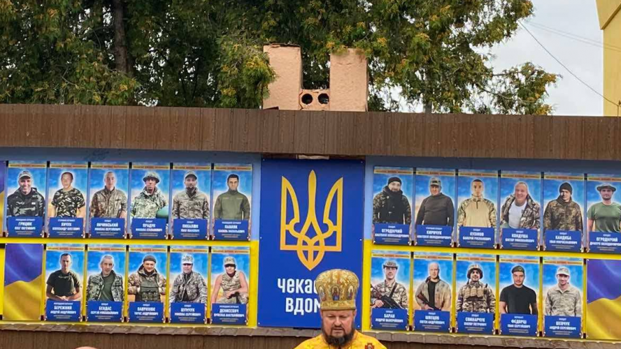 У селищі на Волині відкрили Алею надії для зниклих безвісти та полонених захисників