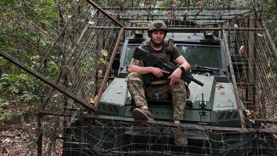 Від далекобійника до водія бронетехніки: історія 27-річного прикордонника з Волині «Шнурка»