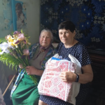 Один з онуків захищає Україну: вчителька з Волині відзначила 90-річчя
