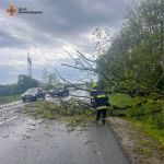 град у Прикарпатті, буревій