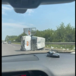 У Рованцях біля Луцька - аварія: перекинувся мікроавтобус, водія госпіталізували