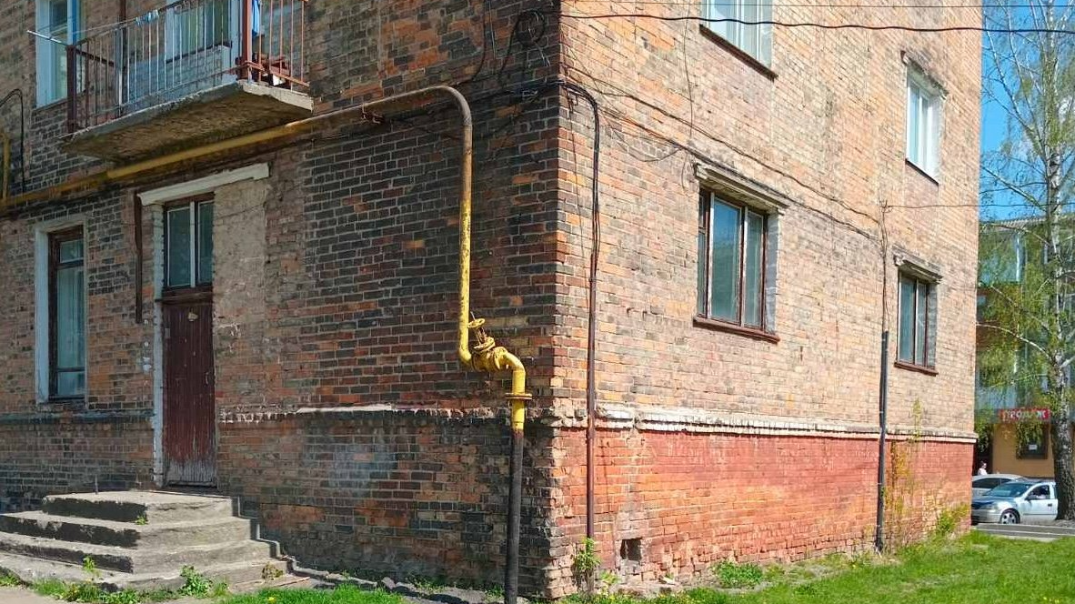 У місті на Волині з 2,4 млн продають комунальний будинок