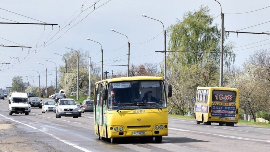 У Луцьку продовжили маршрут приміського автобуса