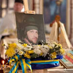 Герою назавжди - 44 роки: на Волині попрощалися з полеглим на Донеччині воїном