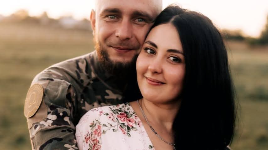 З пологового — з побратимами: на Волині дружина загиблого воїна народила доньку