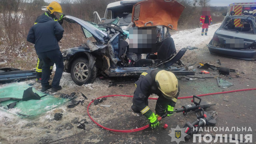 На Волині у жахливій аварії загинуло двоє людей. Фото