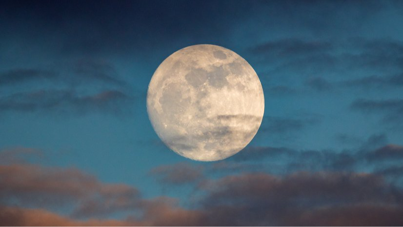 Фази Місяця у грудні 2025 року: у які дати нічого не можна планувати