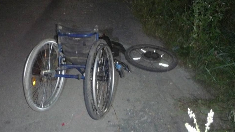 На Волині п’яний водій наїхав на чоловіка в інвалідному візку: що відомо