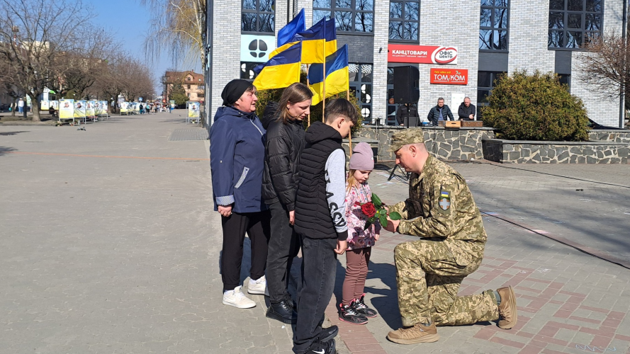 У Ковелі посмертно вручили ордени «За мужність» загиблим добровольцям