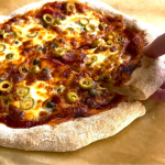 Рецепт тіста для піци, яке виходить м’яким і хрумким водночас