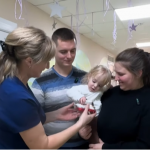 У Луцьку медики виходили «поспішайку», яка народилася з вагою лише 780 грамів