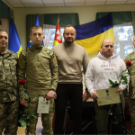 У Луцьку двом захисникам України вручили бойові нагороди «За поранення» та «Золотий хрест»