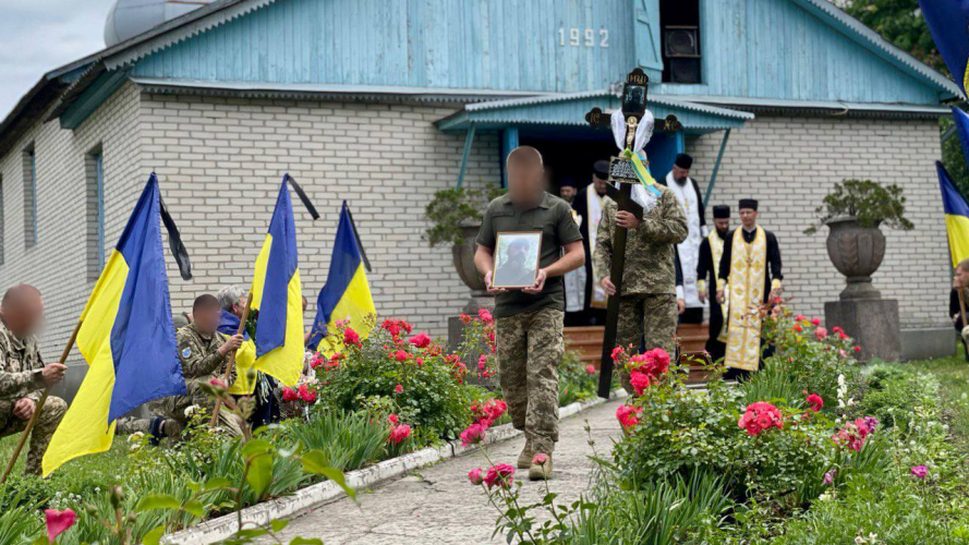 На Волині в в останню земну дорогу провели Героя Олександра Чемка