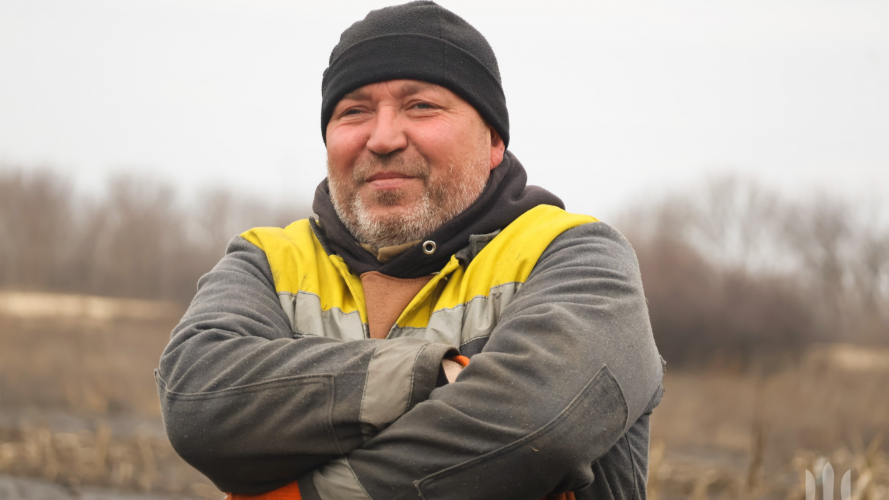 Вирощував кролів, ловив гігантських сомів, а тепер тримає фронт: історія бійця з Волині