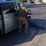 У Луцьку чоловіка затягнули в бус: у ТЦК пояснили, що сталося