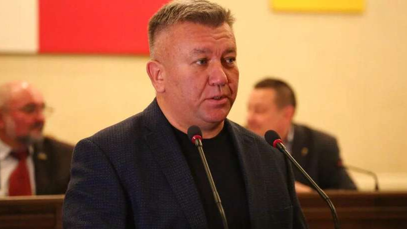 Депутата Волинської облради, якого спіймали на хабарі, відсторонили від обов'язків керівника ліцею