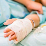 На Житомирщині у лікарні загадково помер 8-річний хлопчик