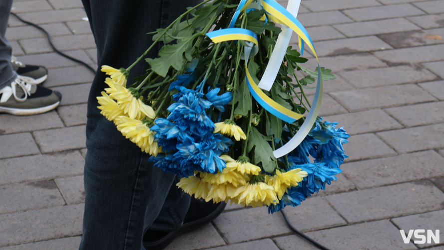 У Луцьку вшанували захисників і захисниць України