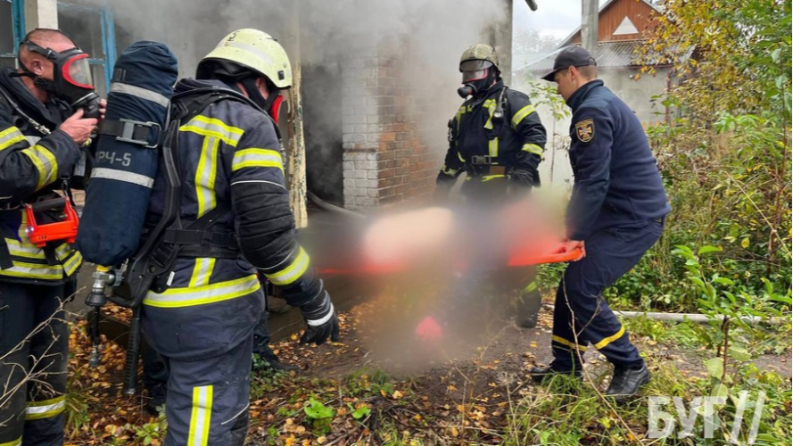 На Волині з пожежі врятували трьох чоловіків