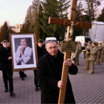 Військовий оркестр Волині провів в останню путь народного артиста Степана Гігу