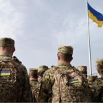 Відстрочка від мобілізації для контрактників 18–24 років: що відомо про закон