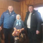 Має двоє дітей, 5 внуків та 10 правнуків: у громаді на Волині довгожительку привітали з 93-річчям