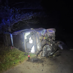 На Волині автівка з’їхала у кювет та зіткнулася з деревом: постраждала 16-річна дівчина