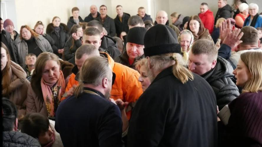 У селі на Волині УПЦ МП зірвали перехід храму до ПЦУ. Відео